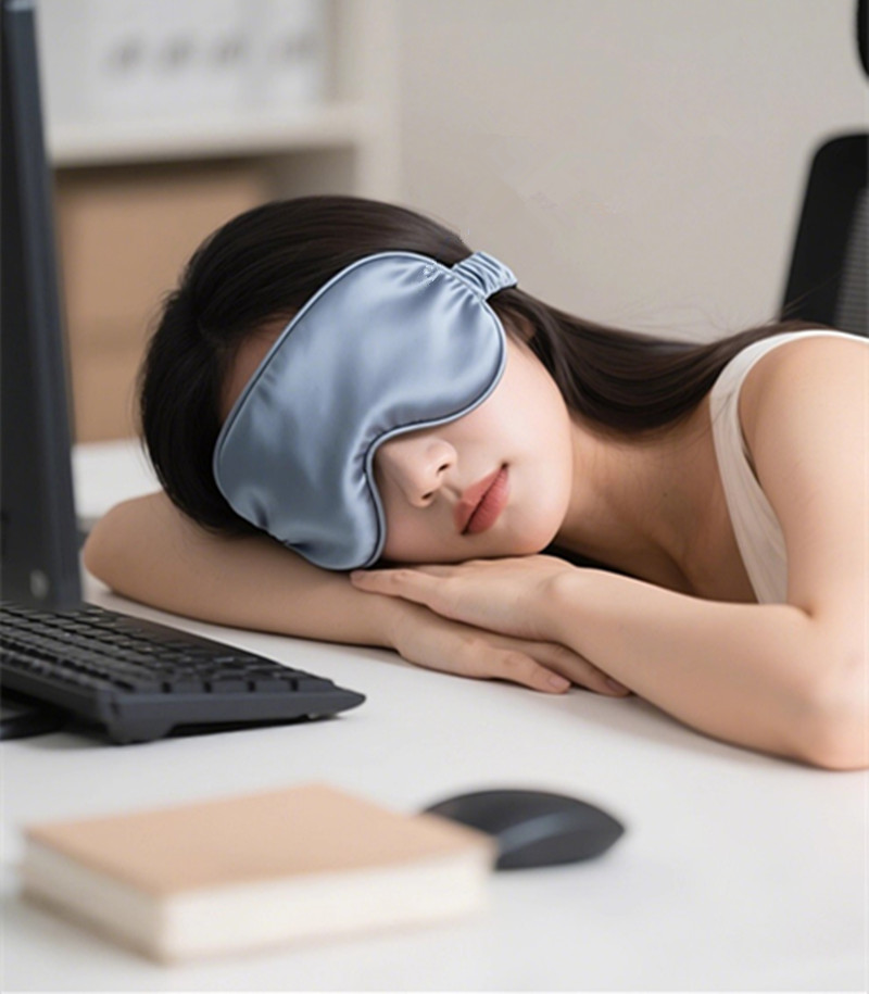Masque de sommeil en soie, cac - Travel Accessories For Women avis et prix
